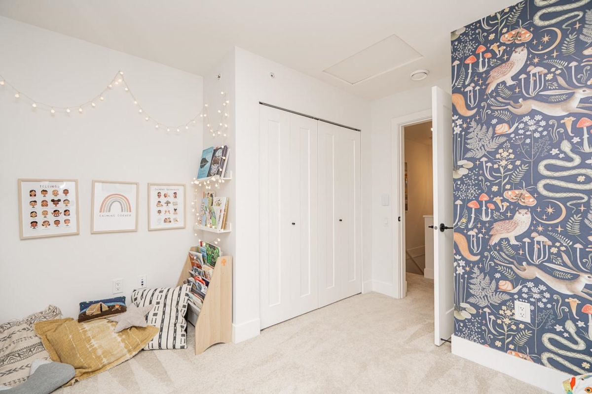 Entry Foyer Photo of 25 4716 Orca Way, Tsawwassen, BC