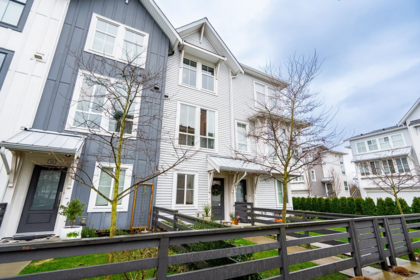 Front exterior of 25 4716 Orca Way, Tsawwassen, BC