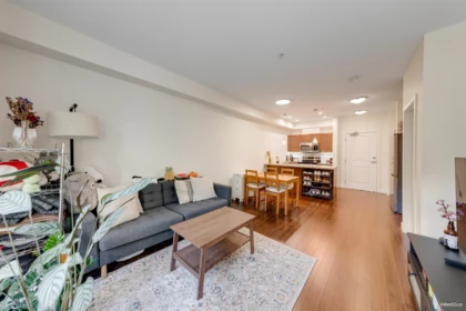 Hallway Photo of 110 5655 Inman Avenue, Burnaby, BC