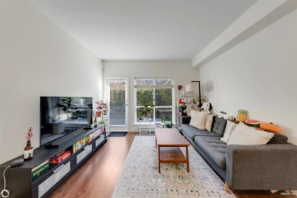 Powder Room Photo of 110 5655 Inman Avenue, Burnaby, BC