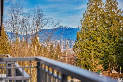 Garden / Landscaping Photo of 17 5655 Chaffey Avenue, Burnaby, BC