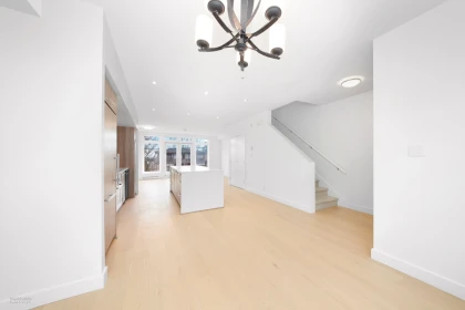 Primary Bedroom Photo of 17 5655 Chaffey Avenue, Burnaby, BC