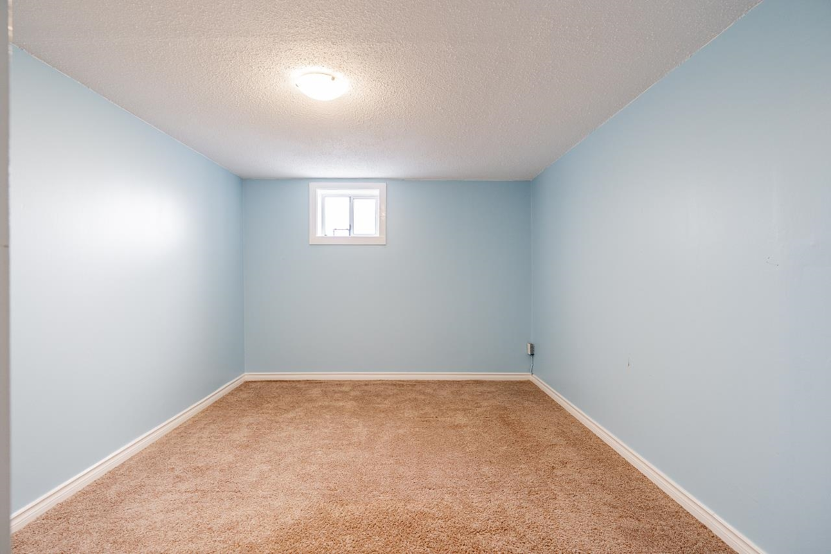 Guest Bathroom Photo of 3895 Windermere Street, Vancouver, BC