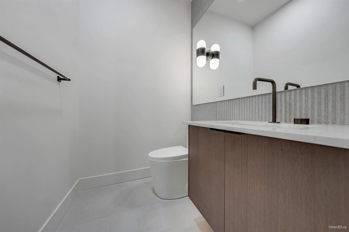 Primary Bedroom Photo of 6728 Heather Street, Vancouver, BC