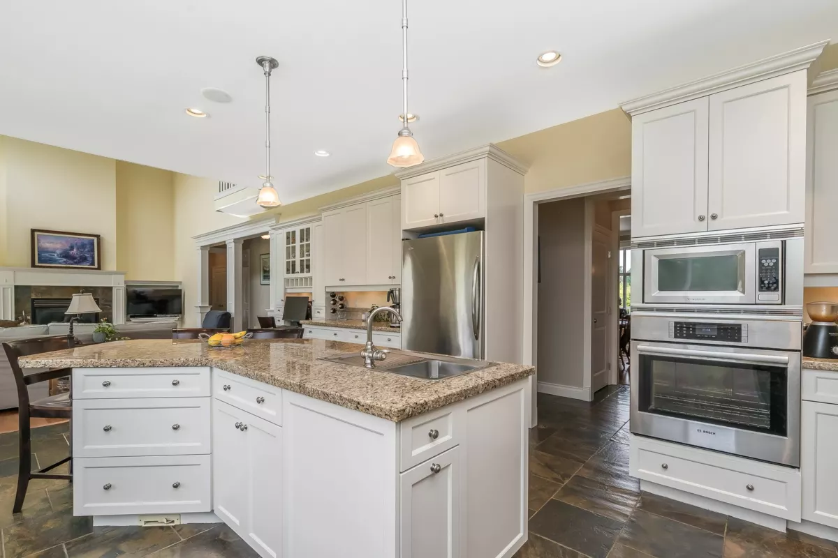 Primary Bathroom Photo of 1192 212 Street, Langley, BC