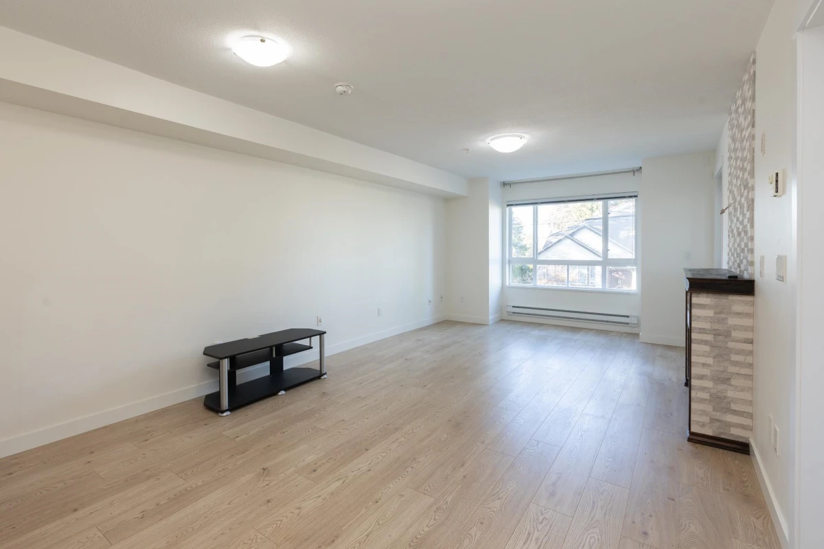 Bedroom 3 Photo of 202 14960 102a Avenue, Surrey, BC
