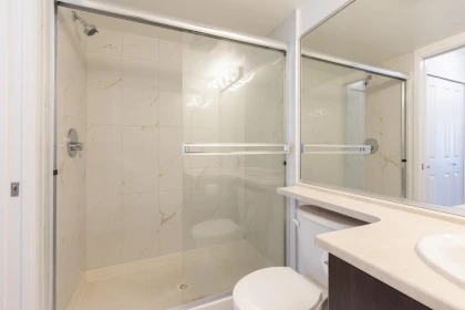 Entry Foyer Photo of 202 14960 102a Avenue, Surrey, BC