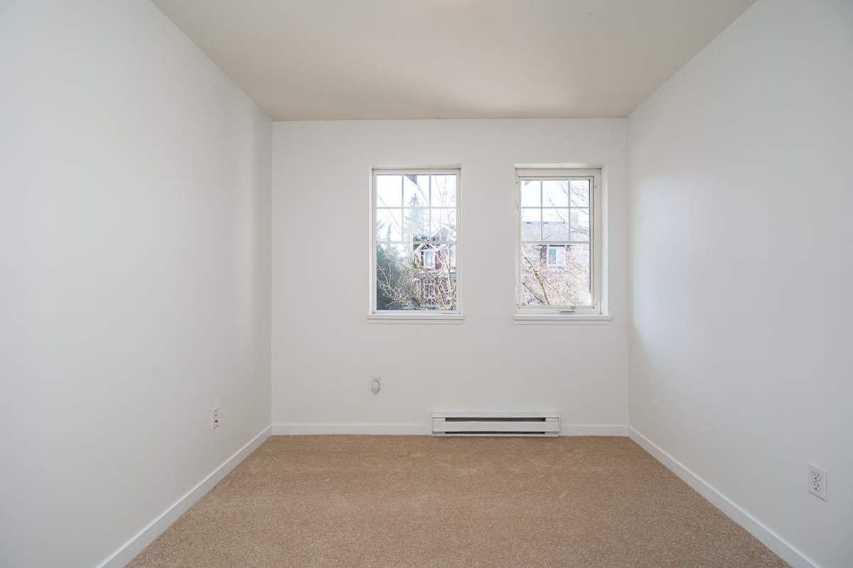 Front Yard Photo of 5 8638 159 Street, Surrey, BC