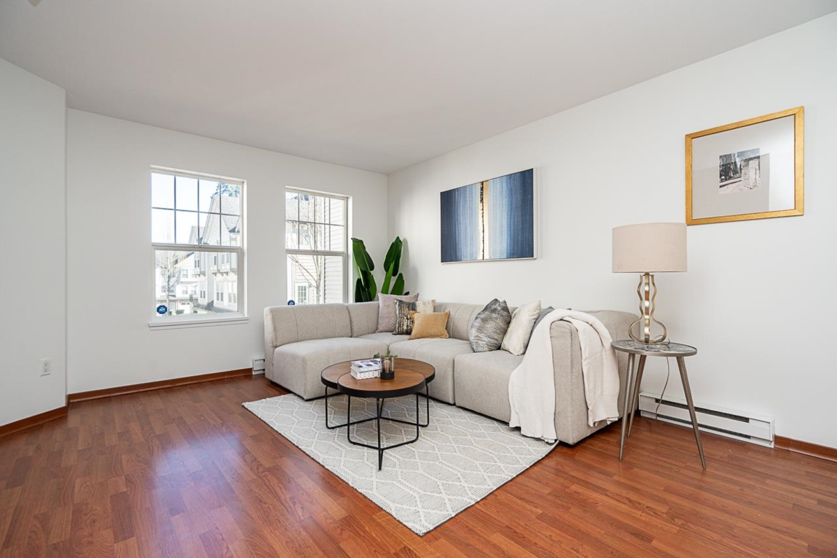 Loft / Bonus Room Photo of 5 8638 159 Street, Surrey, BC