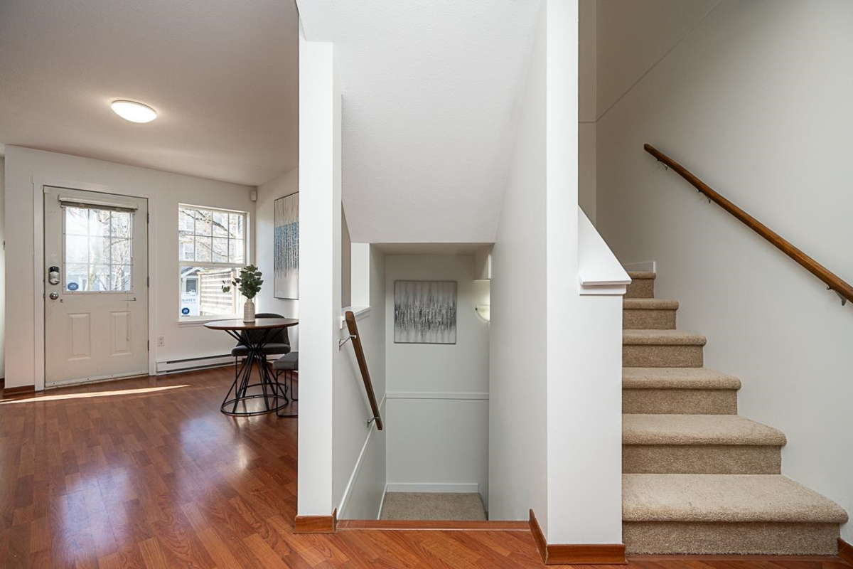 Mudroom Photo of 5 8638 159 Street, Surrey, BC