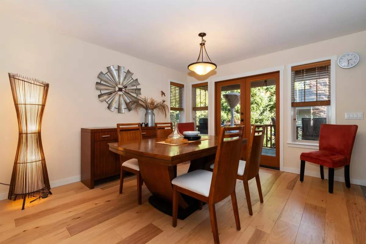 Family Room Photo of 1774 Robins Roost Road, Lindell Beach, BC