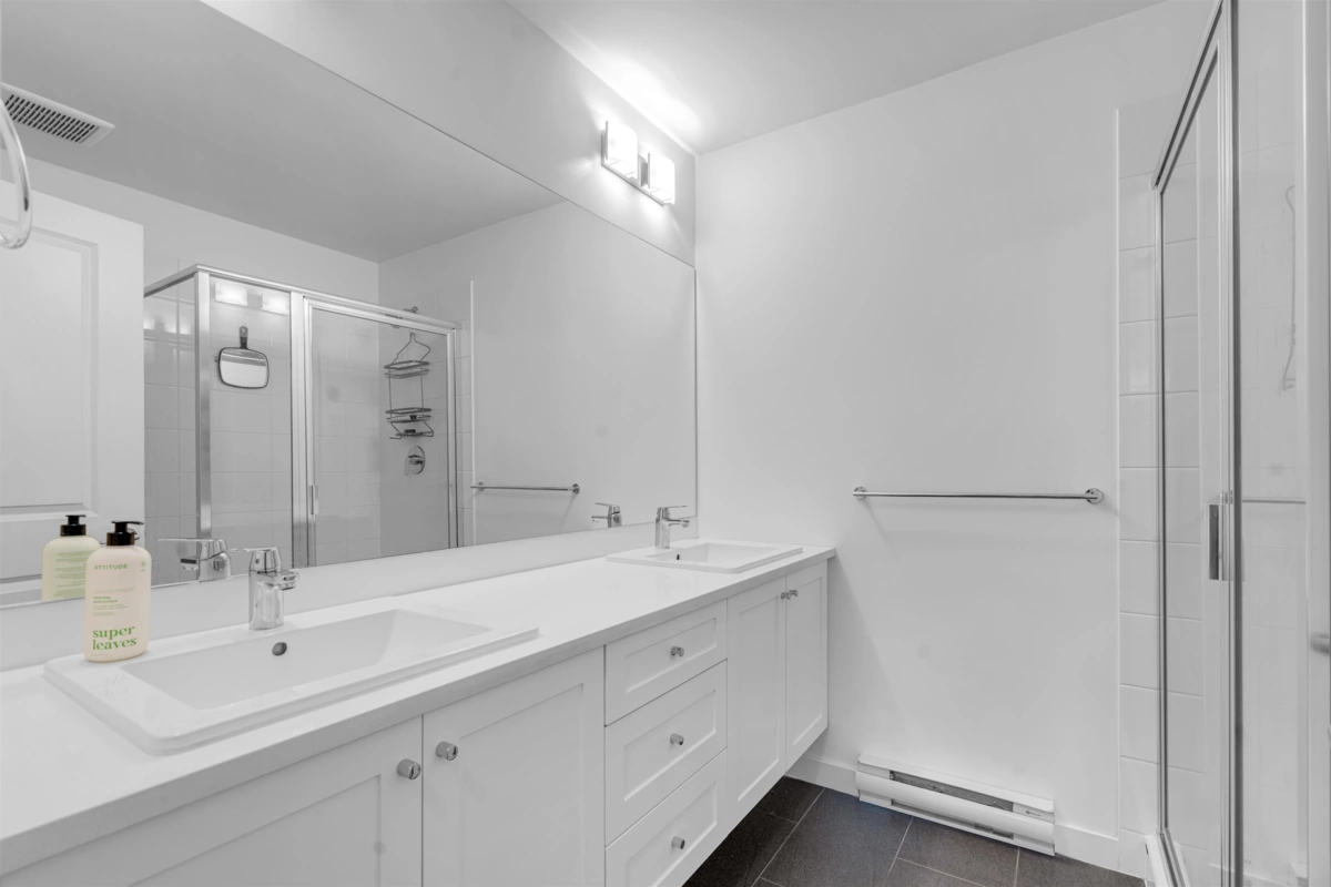 Basement Recreation Room Photo of 418 15825 85 Avenue, Surrey, BC
