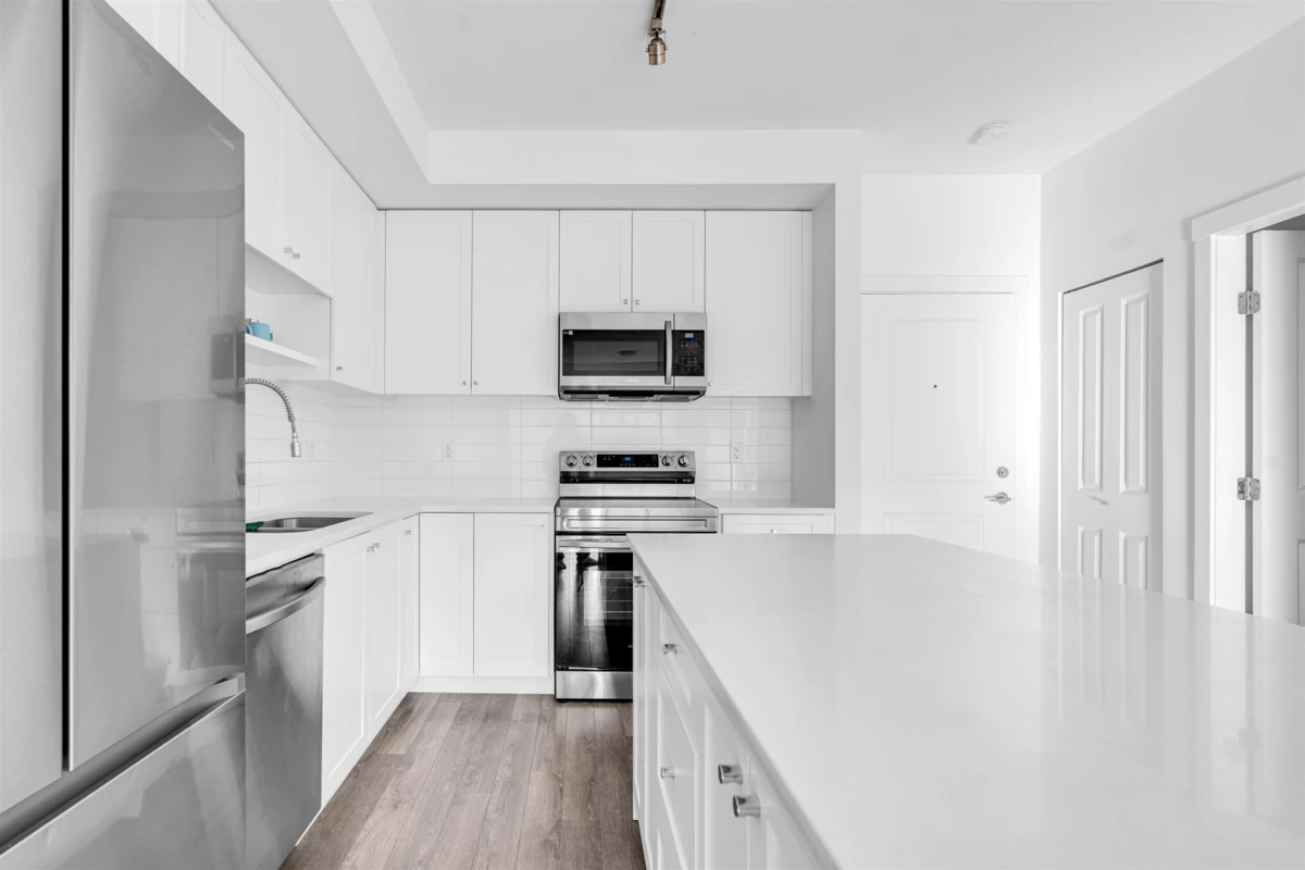 Living Room Photo of 418 15825 85 Avenue, Surrey, BC