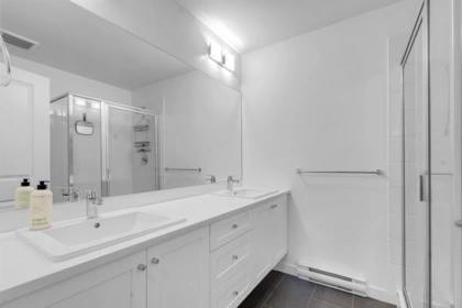 Basement Recreation Room Photo of 418 15825 85 Avenue, Surrey, BC