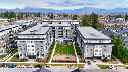 418 15825 85 Avenue, Surrey, BC