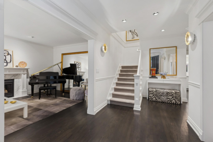 4081 Woodbury Avenue, North Vancouver, BC