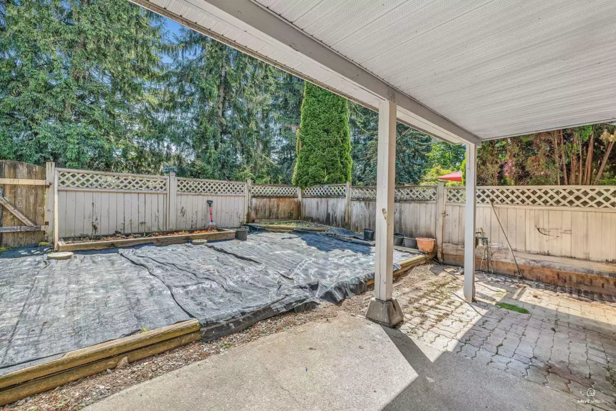 Backyard Photo of 216 Davis Crescent, Langley, BC