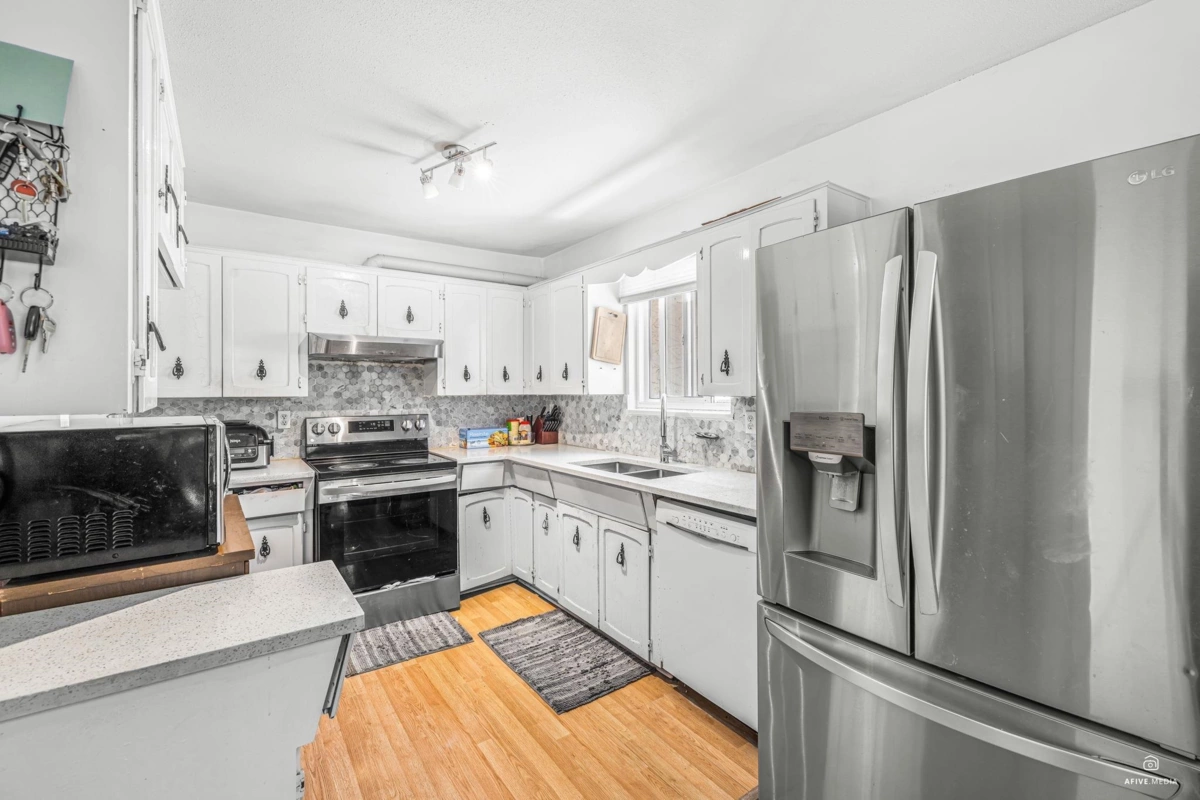 Bedroom 2 Photo of 216 Davis Crescent, Langley, BC