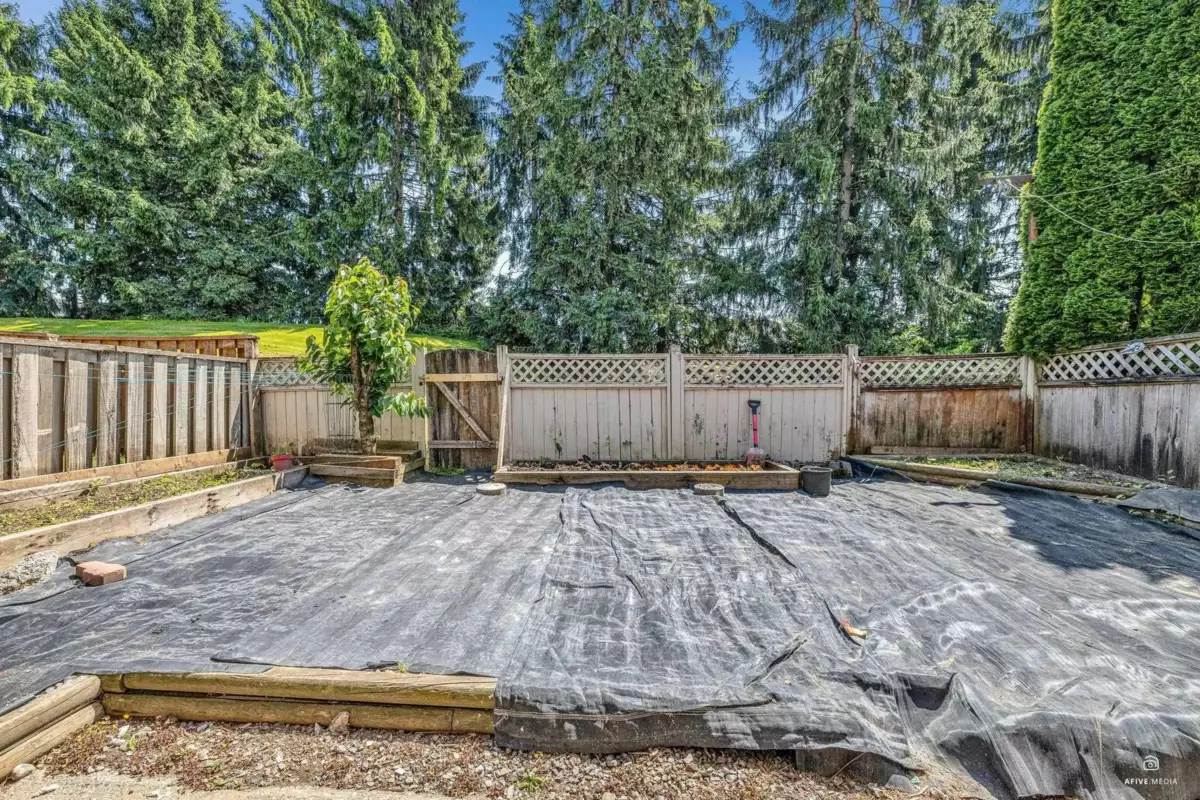 Outdoor Deck Photo of 216 Davis Crescent, Langley, BC