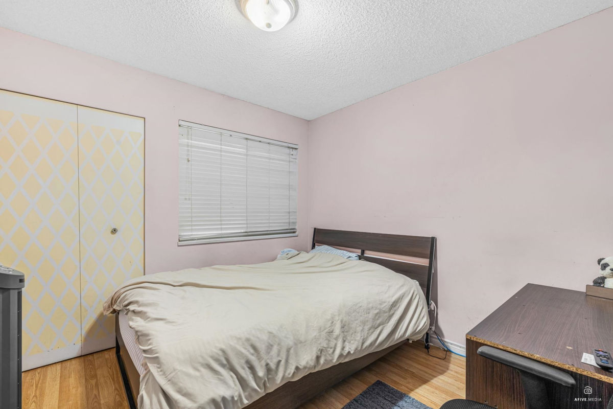 Staircase Photo of 216 Davis Crescent, Langley, BC