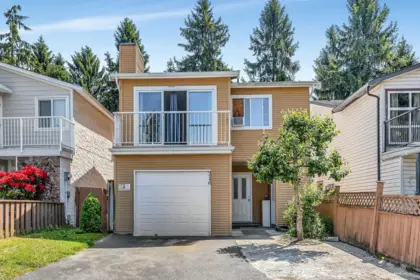 216 Davis Crescent, Langley, BC