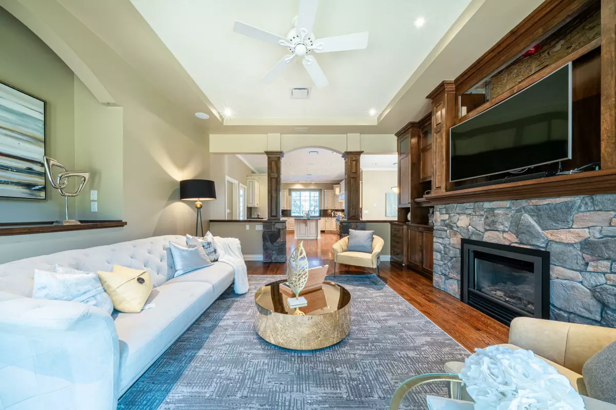 Powder Room Photo of 2621 166a Street, Surrey, BC