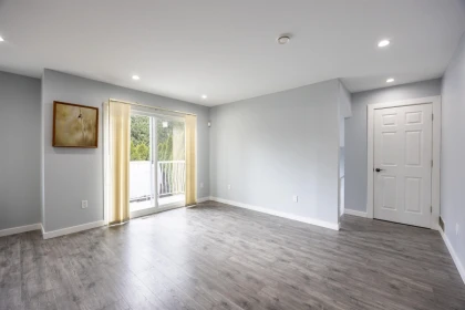 7549 10th Avenue, Burnaby, BC
