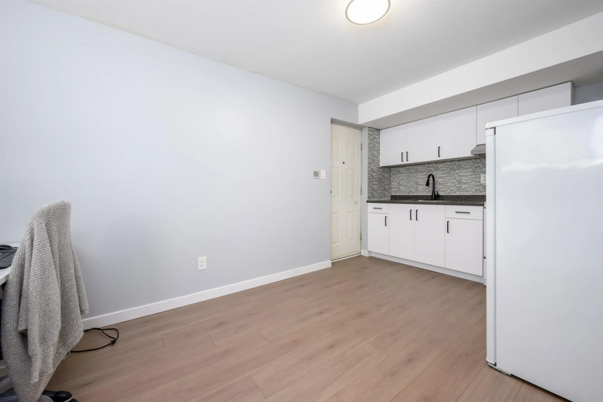 Hallway Photo of 2735 Tempe Knoll Drive, North Vancouver, BC
