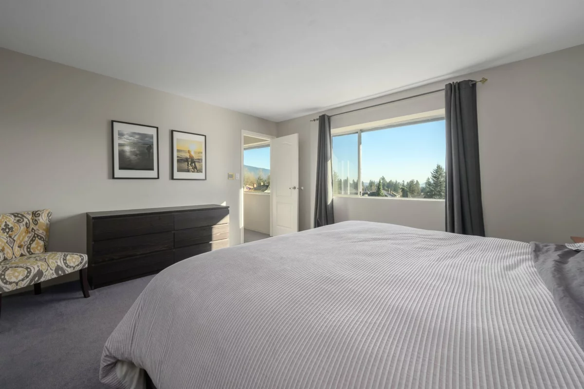 Powder Room Photo of 2735 Tempe Knoll Drive, North Vancouver, BC