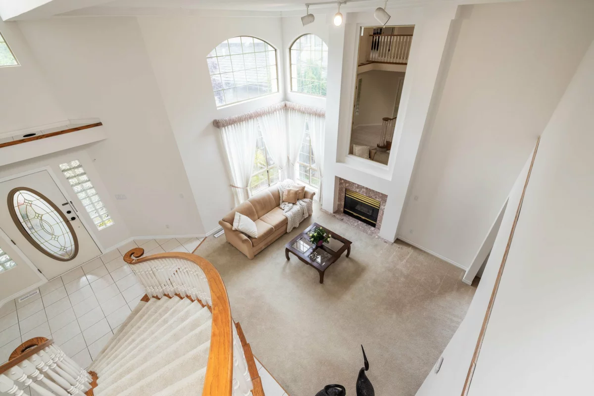 Breakfast Nook Photo of 8658 165a Street, Surrey, BC