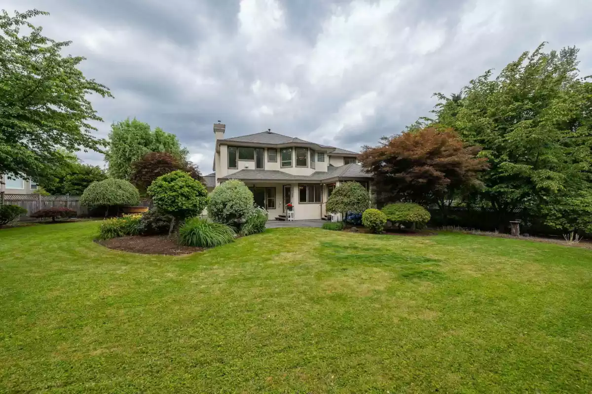 Outdoor Kitchen Photo of 8658 165a Street, Surrey, BC
