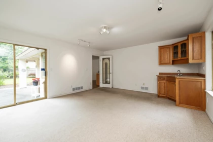 Mudroom Photo of 8658 165a Street, Surrey, BC