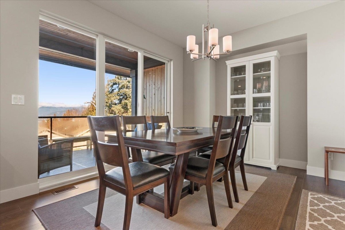 Bedroom 3 Photo of 47128 Sylvan Drive, Chilliwack, BC