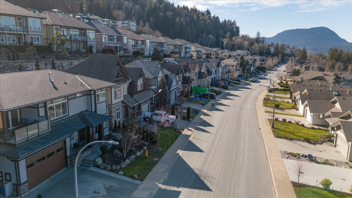 Outdoor Kitchen Photo of 47128 Sylvan Drive, Chilliwack, BC