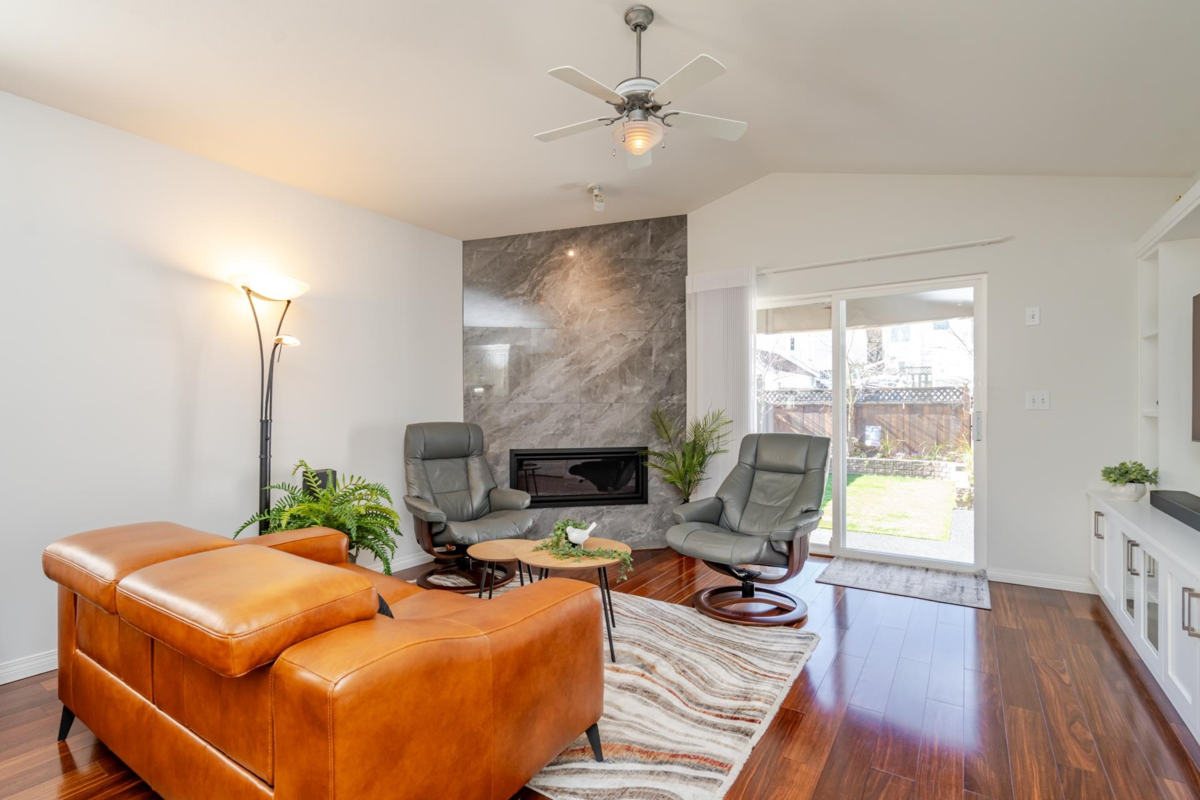 Bedroom 2 Photo of 465 Garrett Street, New Westminster, BC