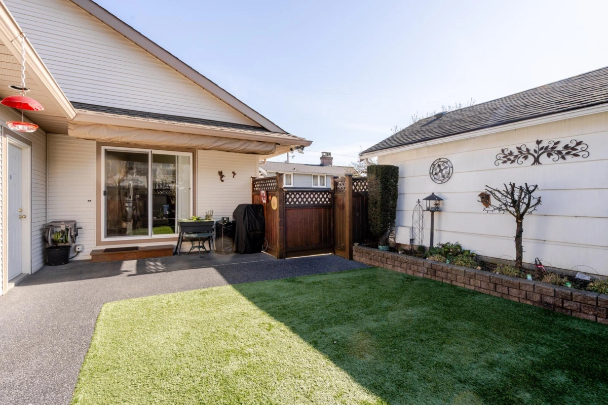 Fitness Center Photo Near 465 Garrett Street, New Westminster, BC