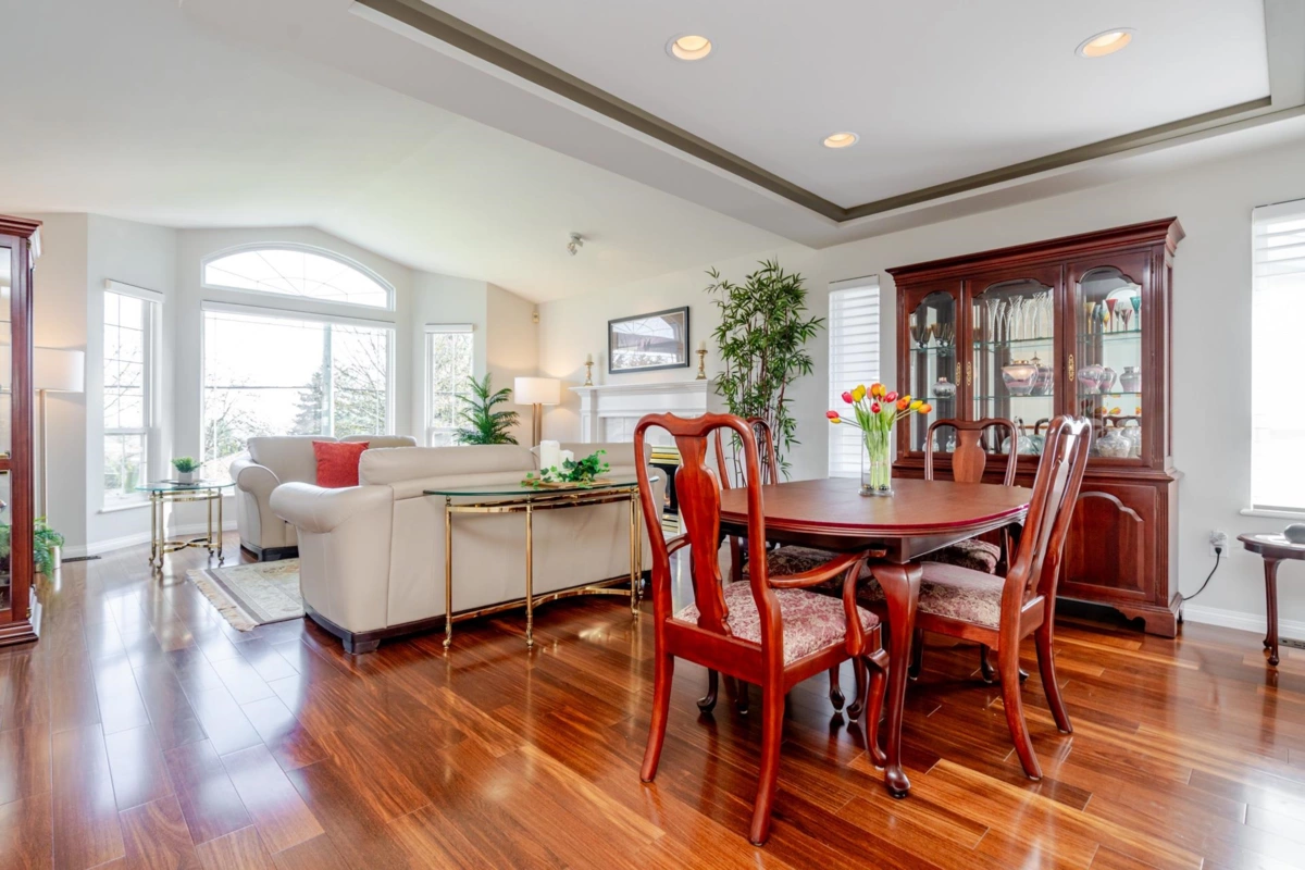 Kitchen Photo of 465 Garrett Street, New Westminster, BC