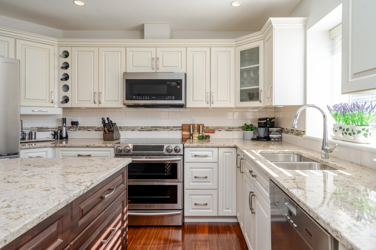 Loft / Bonus Room Photo of 465 Garrett Street, New Westminster, BC