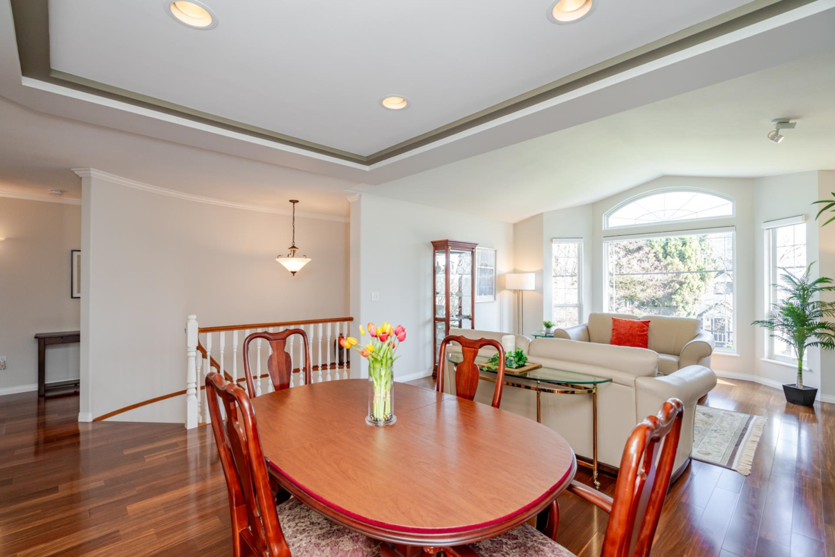 Walk-In Closet Photo of 465 Garrett Street, New Westminster, BC