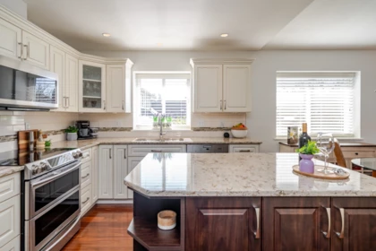 Laundry Room Photo of 465 Garrett Street, New Westminster, BC