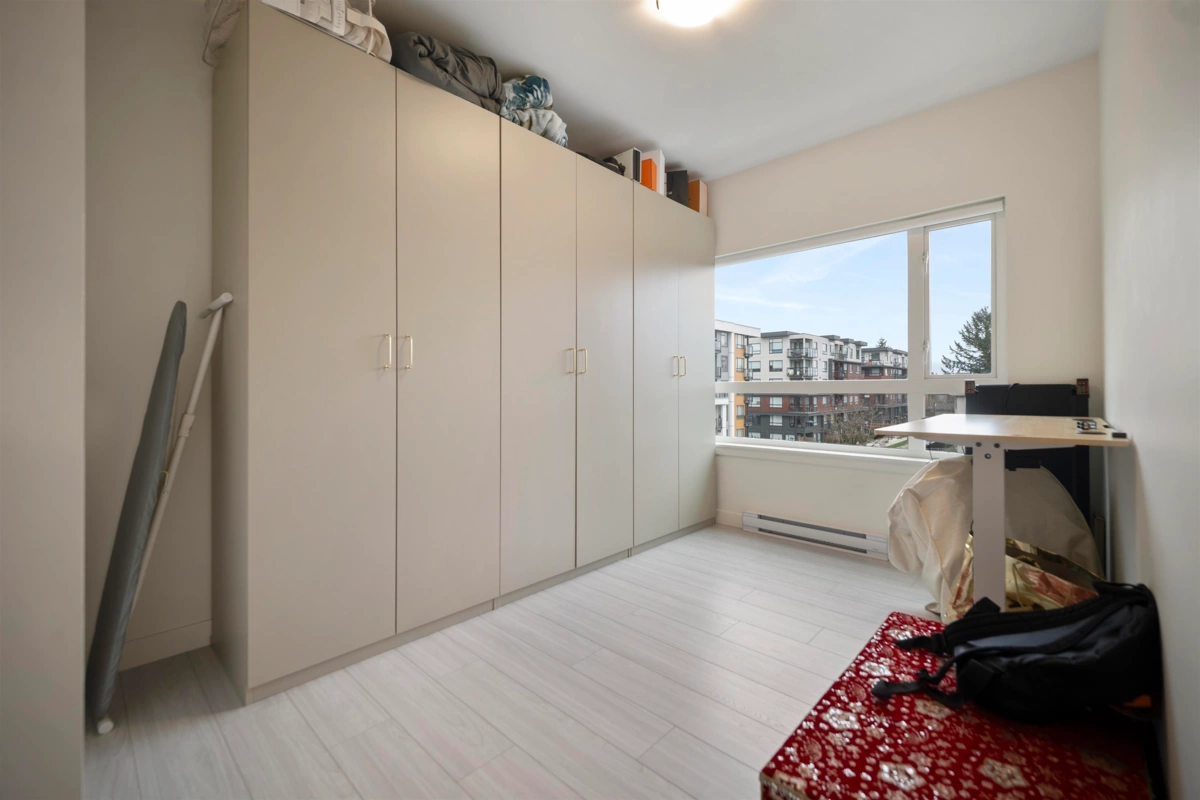 Breakfast Nook Photo of 405 10777 138 Street, Surrey, BC