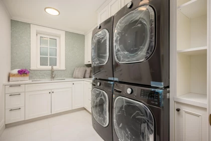 Hot Tub / Spa Photo of 5662 Chancellor Boulevard, Vancouver, BC