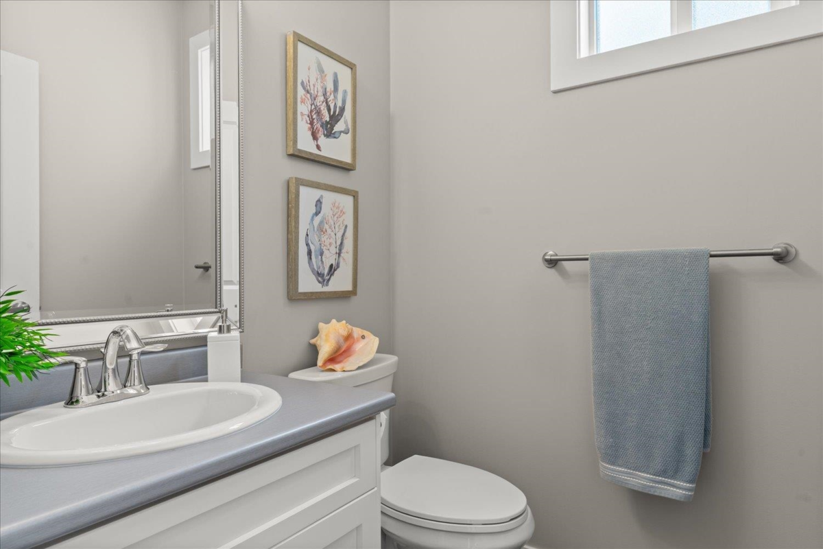 Basement Recreation Room Photo of 7569 Dickinson Place, Chilliwack, BC