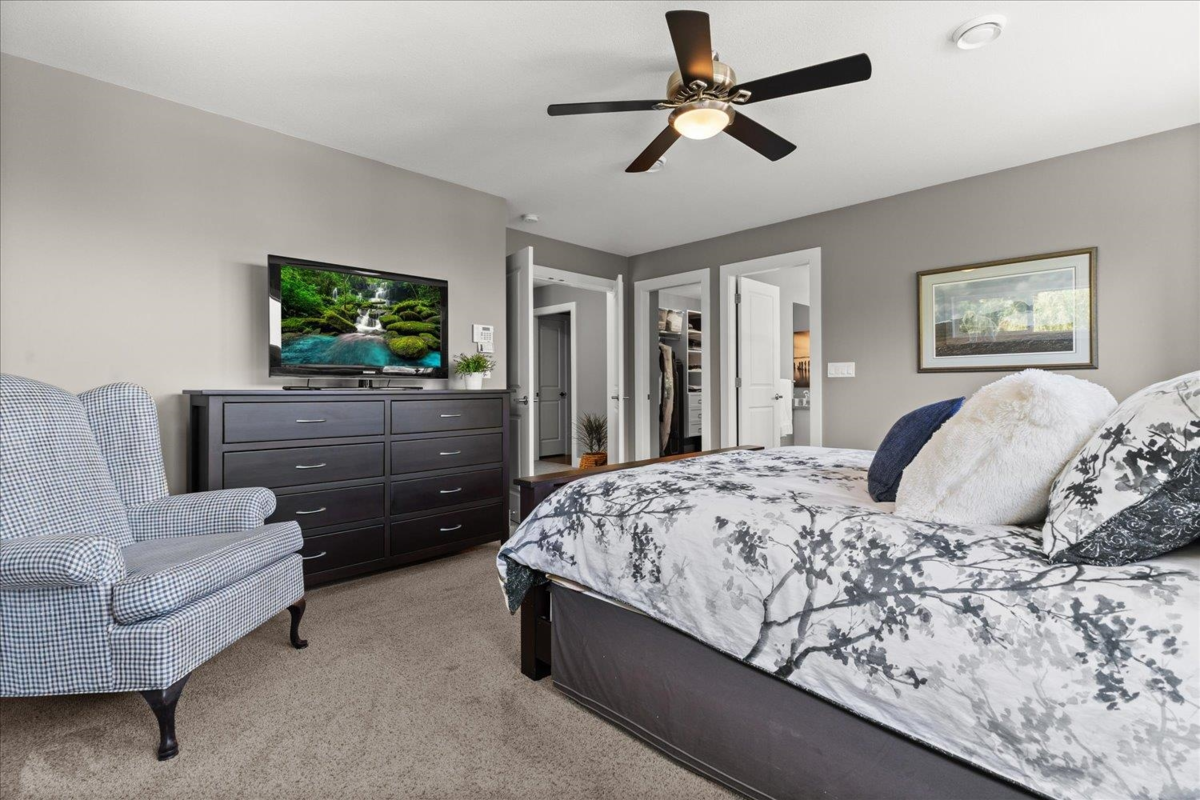 Guest Bathroom Photo of 7569 Dickinson Place, Chilliwack, BC