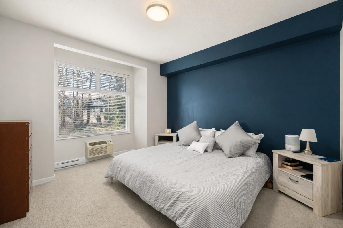 Powder Room Photo of 217 2242 Whatcom Road, Abbotsford, BC