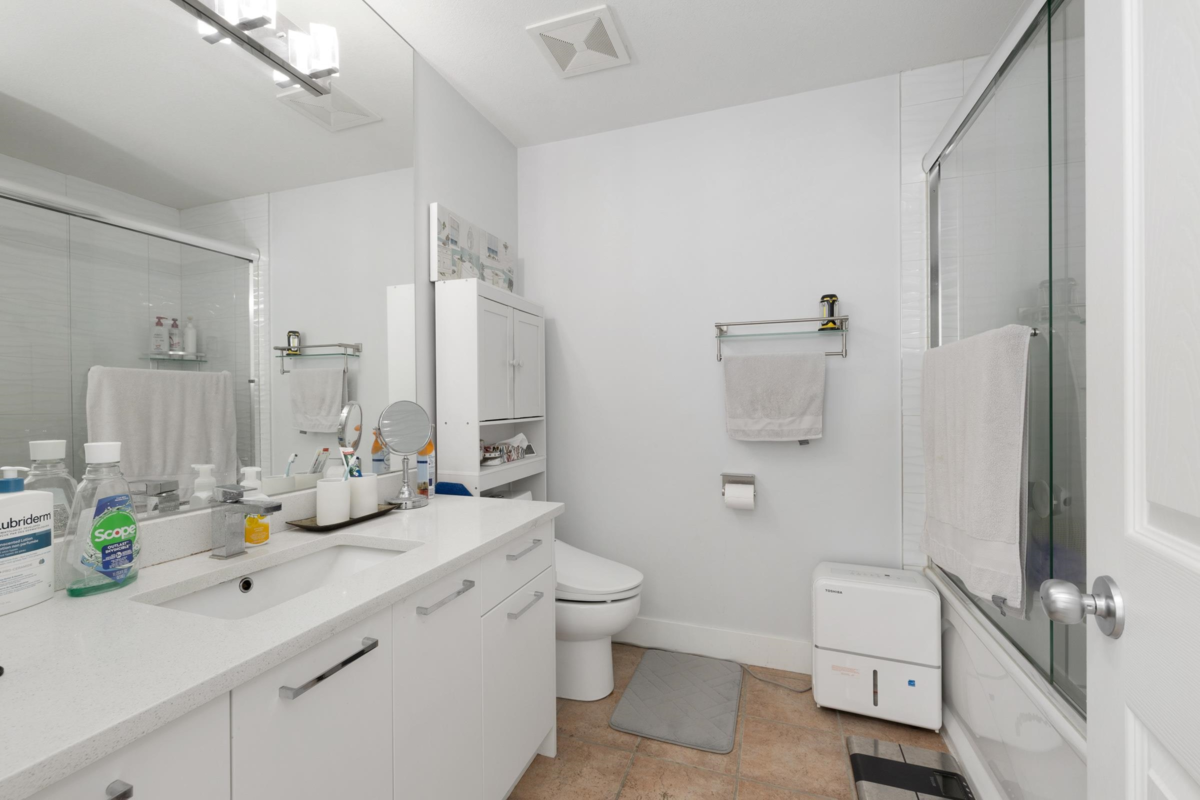 Basement Recreation Room Photo of 44 11860 River Road, Surrey, BC