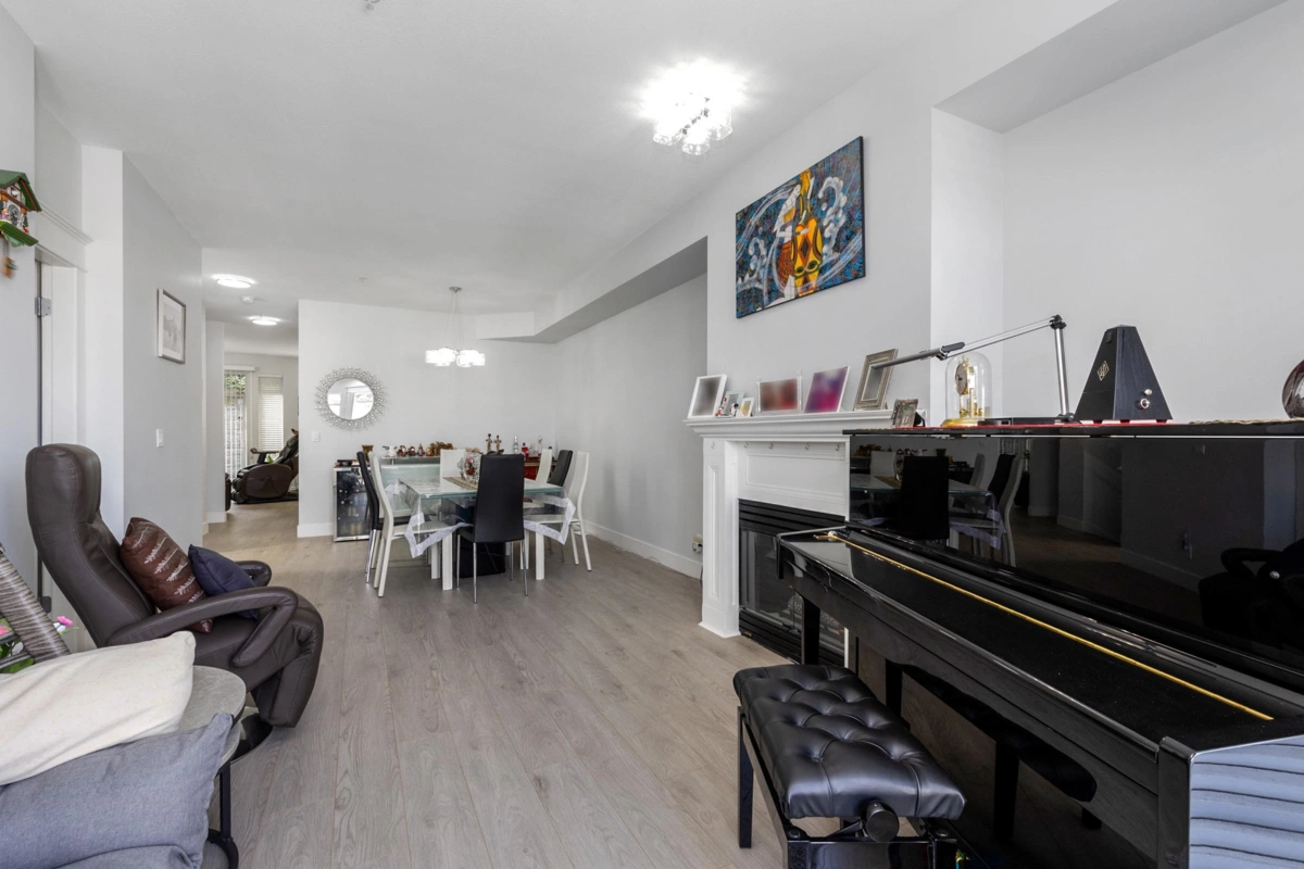 Family Room Photo of 44 11860 River Road, Surrey, BC