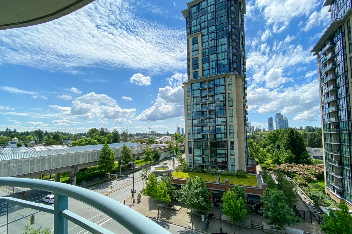 Basement Recreation Room Photo of 702 13383 108 Avenue, Surrey, BC