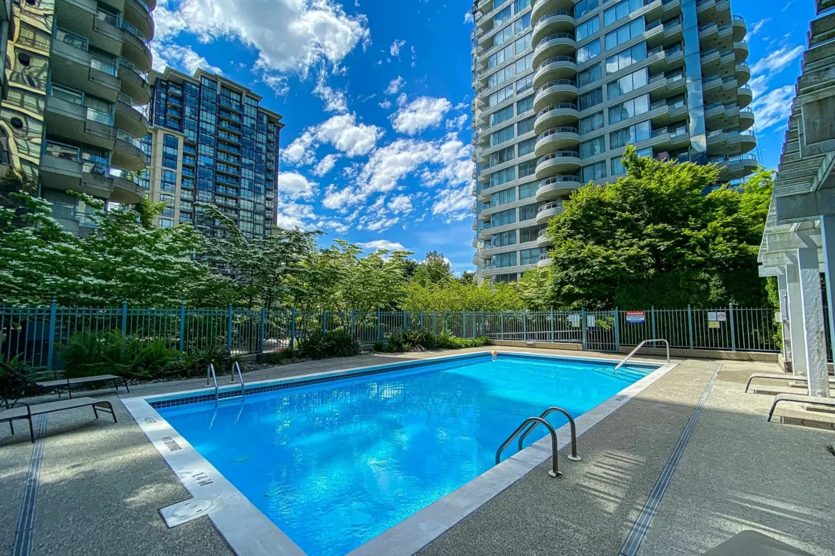 Mudroom Photo of 702 13383 108 Avenue, Surrey, BC