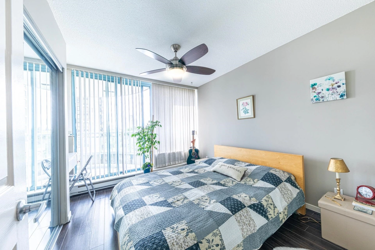 Walk-In Closet Photo of 702 13383 108 Avenue, Surrey, BC